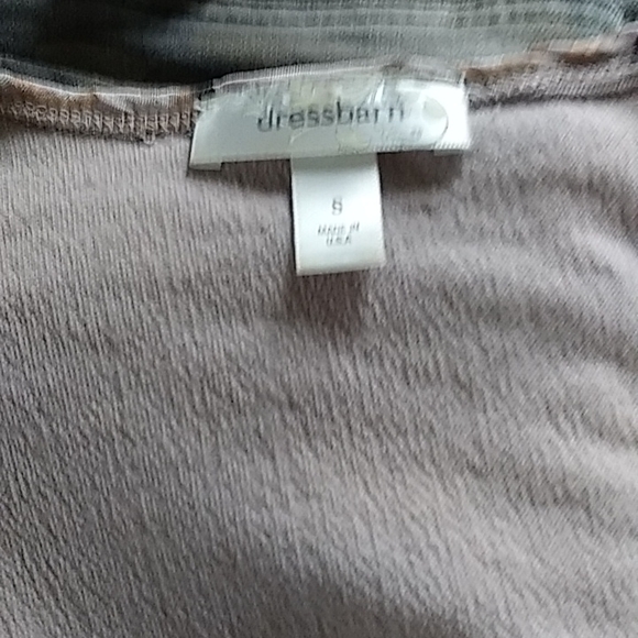 Women's textured round neck top size small - Picture 3 of 3